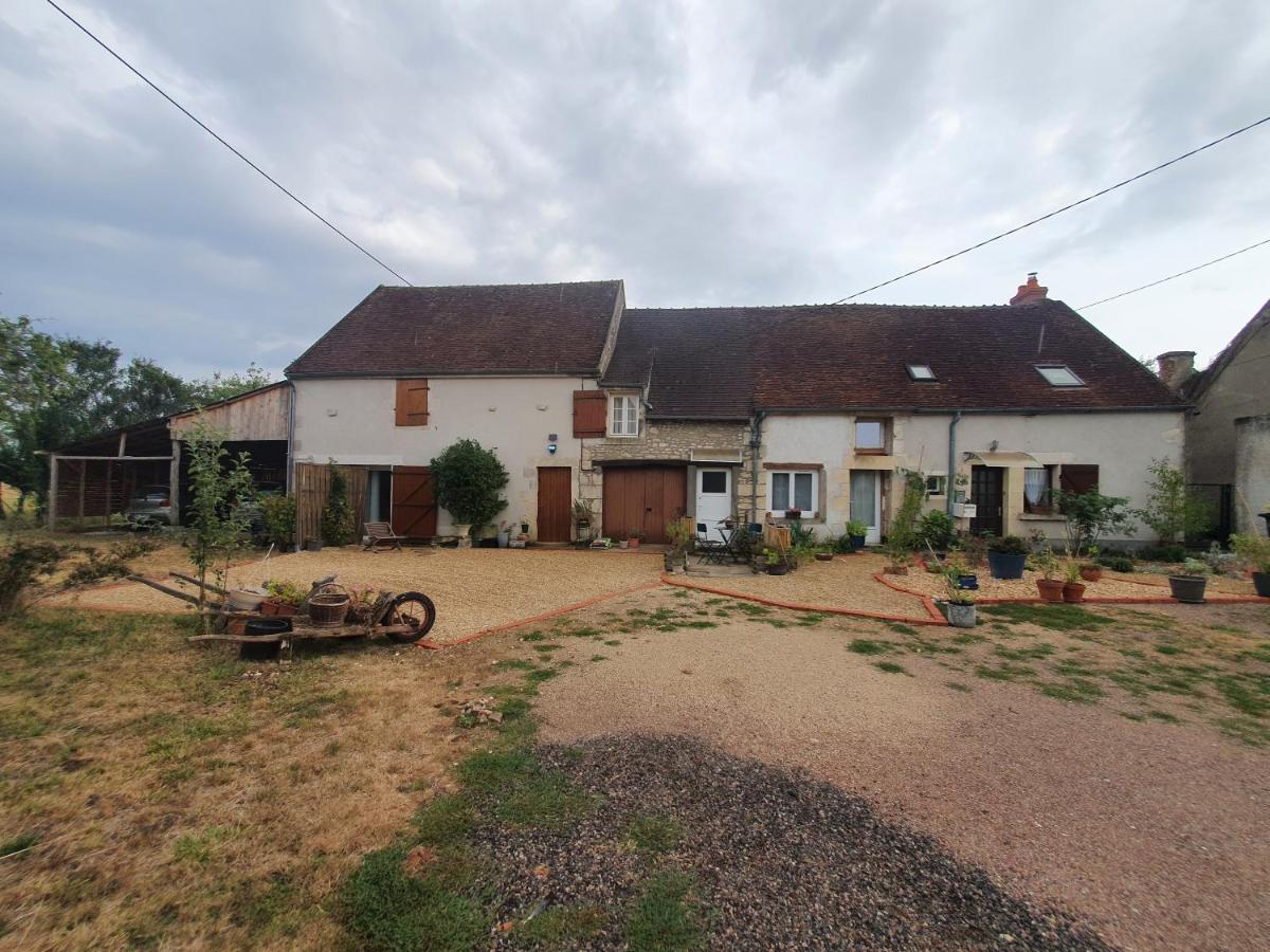Logis Cote Jardin Villa Varennes-les-Narcy Kültér fotó