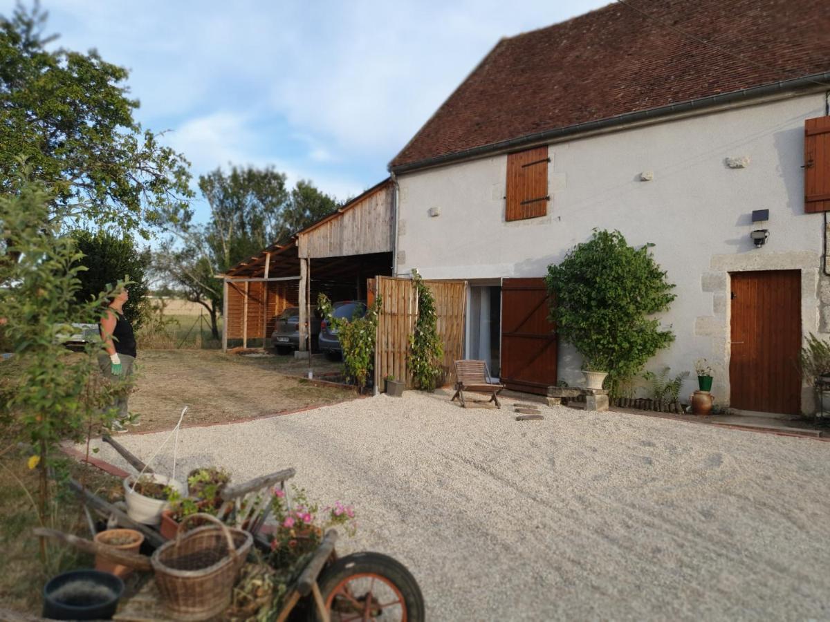 Logis Cote Jardin Villa Varennes-les-Narcy Kültér fotó