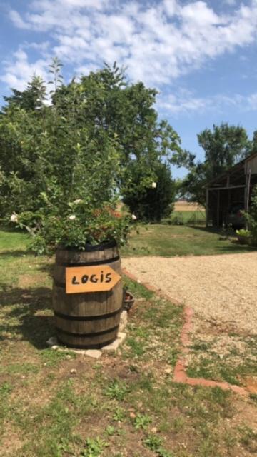 Logis Cote Jardin Villa Varennes-les-Narcy Kültér fotó
