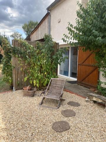 Logis Cote Jardin Villa Varennes-les-Narcy Kültér fotó